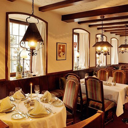 Hotel-Restaurant Arneggers Adler Tiefenbronn Exteriör bild