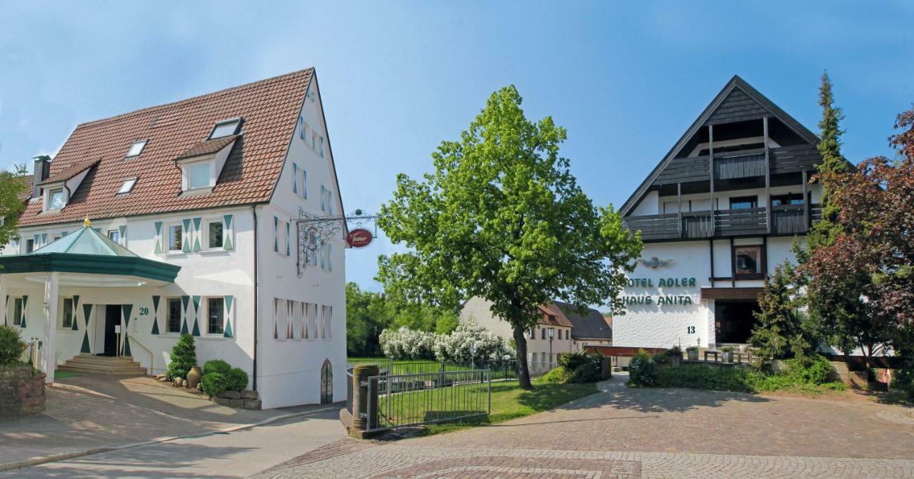 Hotel-Restaurant Arneggers Adler Tiefenbronn Exteriör bild